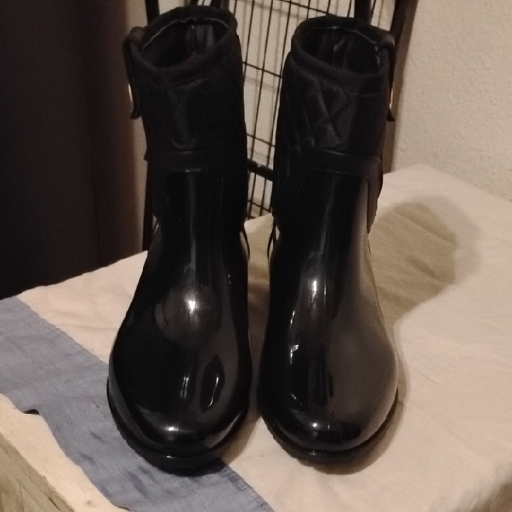 Tommy Hilfiger Black Winter Rain Boots Chelsea Style